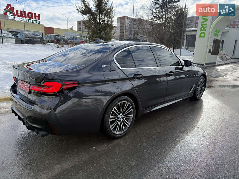 Седан BMW 5 Series 2019 в Львове