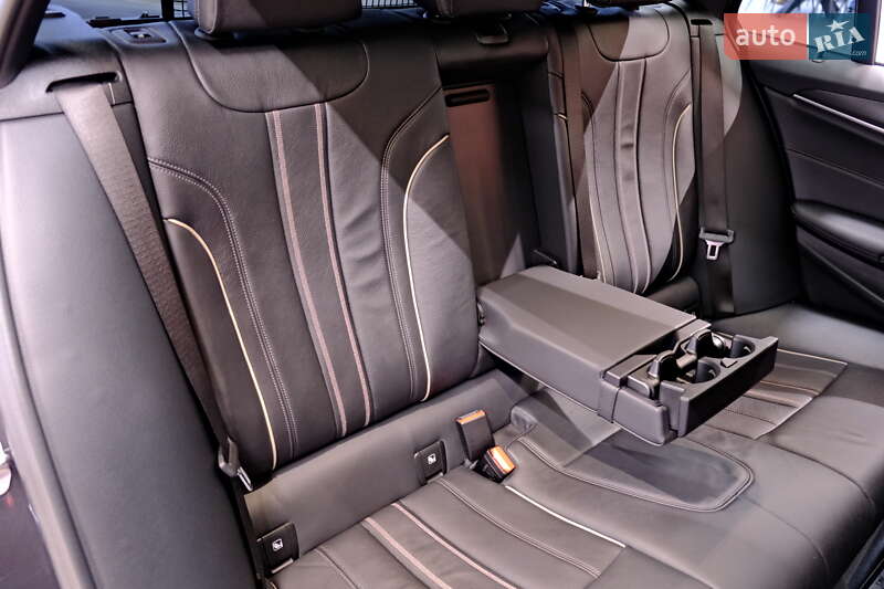 Универсал BMW 5 Series 2021 в Одессе
