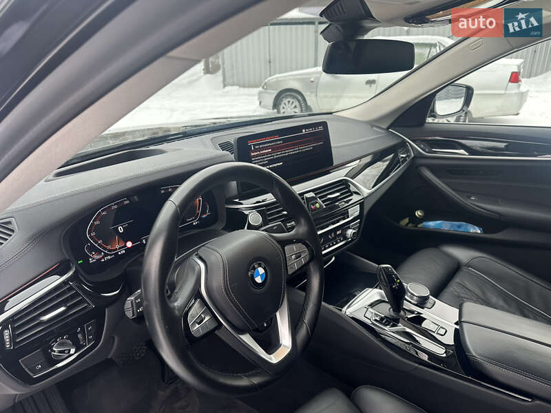 Седан BMW 5 Series 2020 в Киеве фото 18 Седан BMW 5 Series 2020 в Киеве