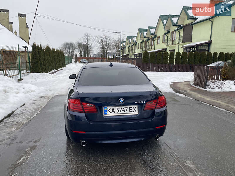 Седан BMW 5 Series 2011 в Стрые