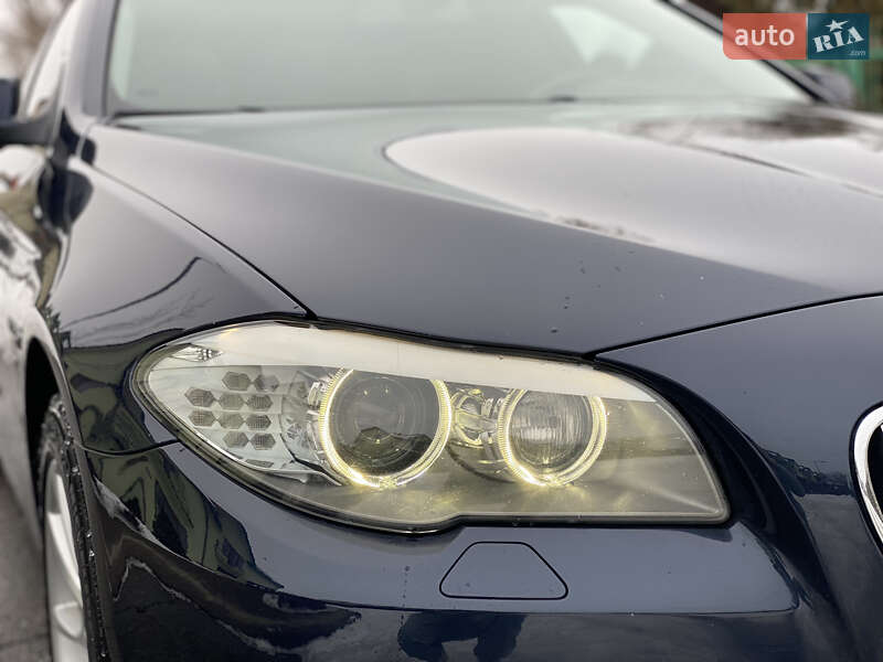 Седан BMW 5 Series 2011 в Стрые