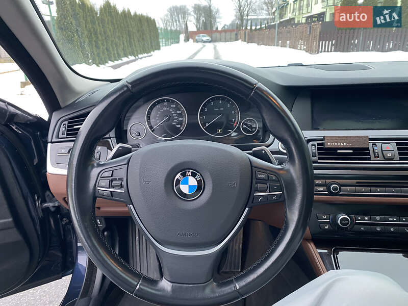 Седан BMW 5 Series 2011 в Стрые