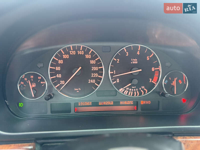 Седан BMW 5 Series 1999 в Снігурівці