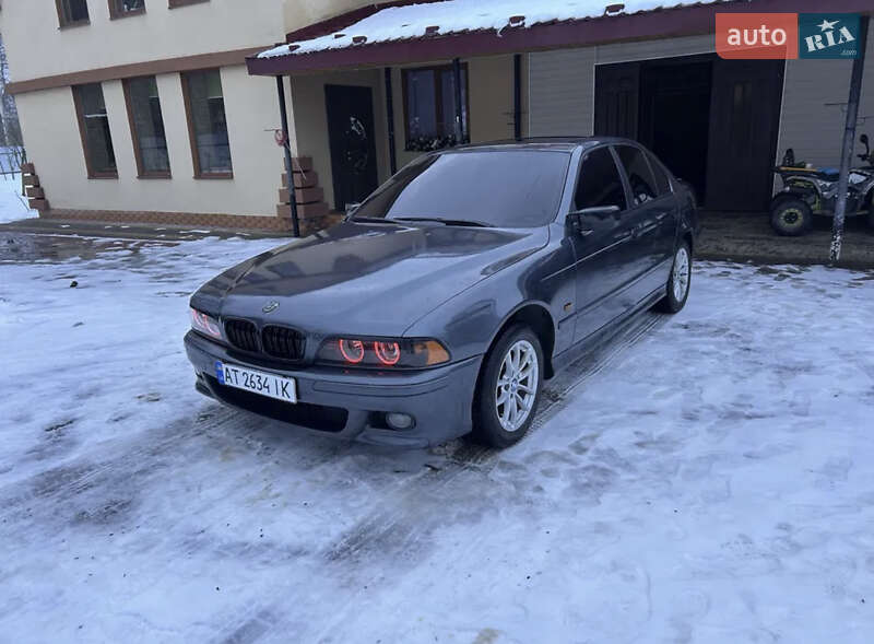 BMW 5 Series 2001