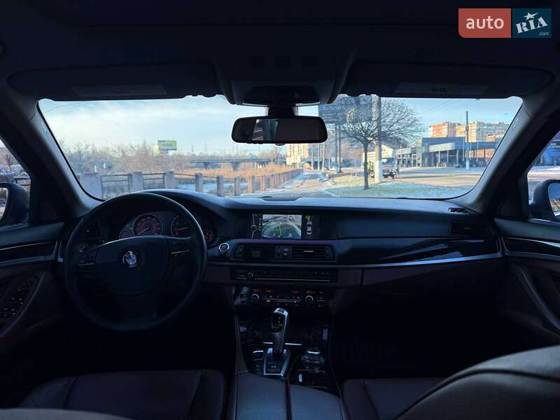 Седан BMW 5 Series 2012 в Кропивницком