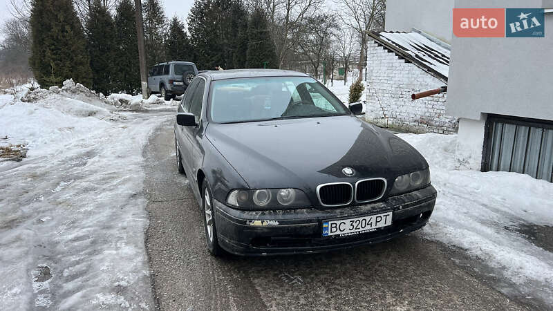 Седан BMW 5 Series 2003 в Ходорове