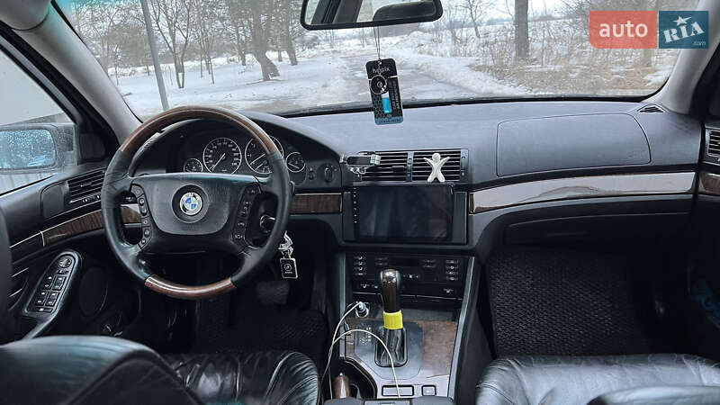 Седан BMW 5 Series 2003 в Ходорове