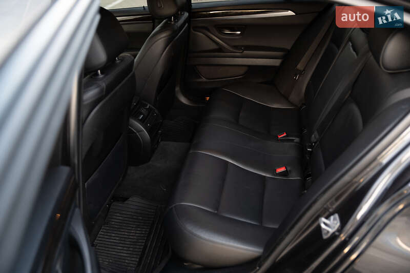 Седан BMW 5 Series 2015 в Ивано-Франковске