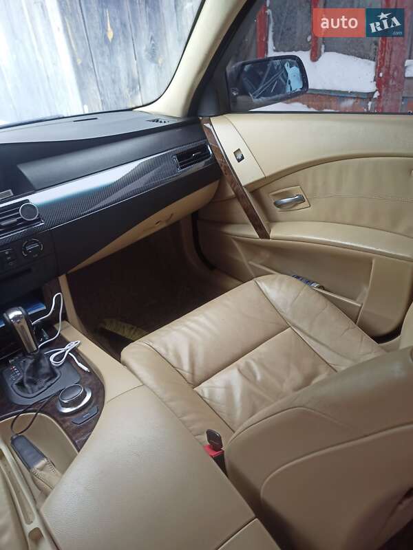 Седан BMW 5 Series 2006 в Радомышле