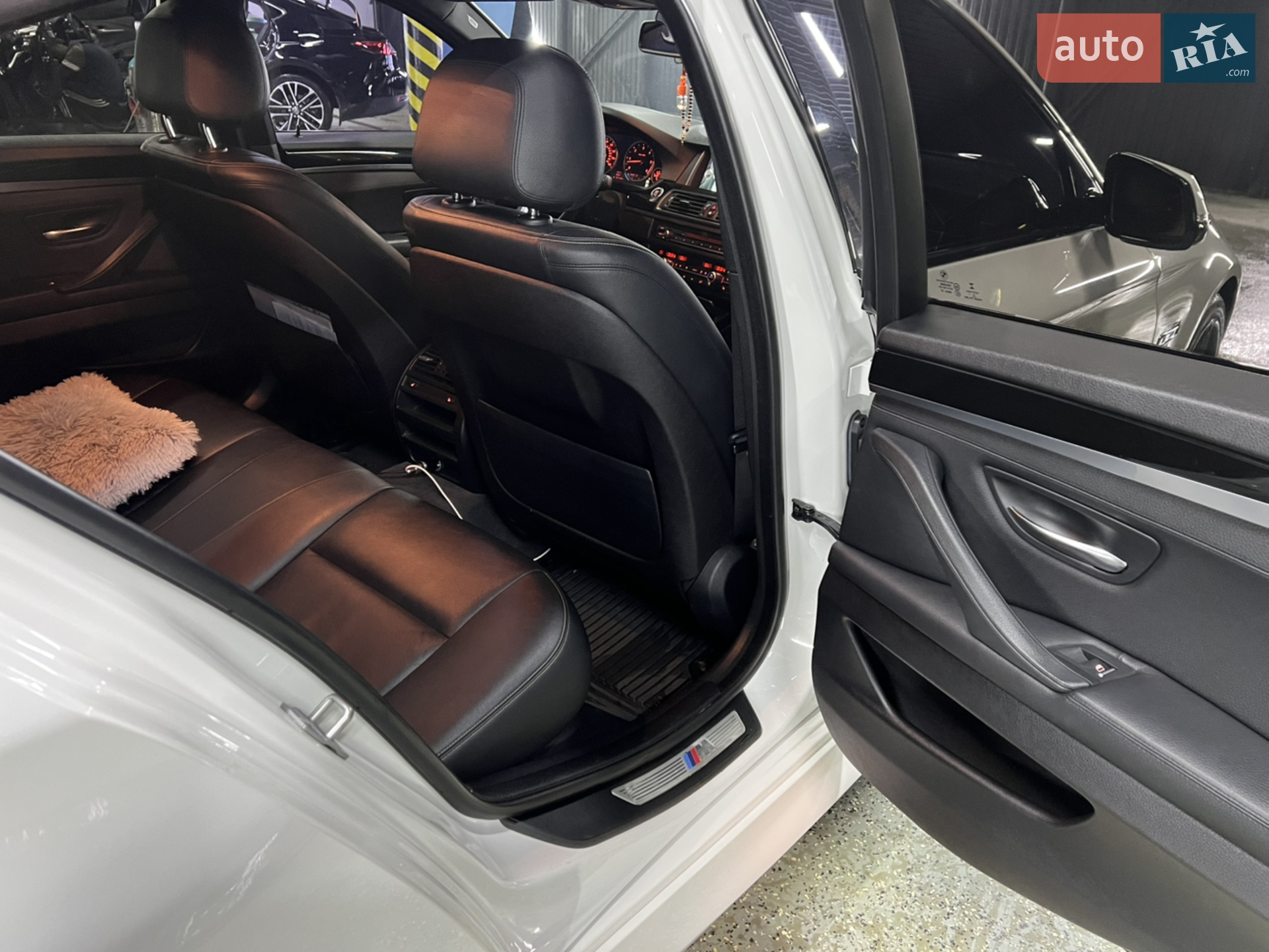 2014 BMW 5er - мініатюра 12