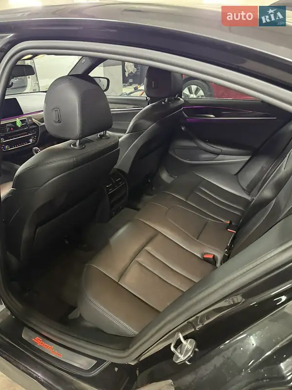 BMW 5 Series 2017 VIN WBAJA5C39HG894438 фото оголошення 8 з 50