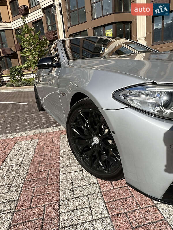 Седан BMW 5 Series 2014 в Киеве