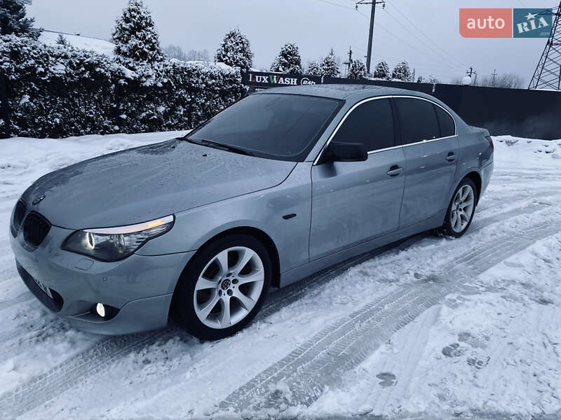Седан BMW 5 Series 2004 в Долине