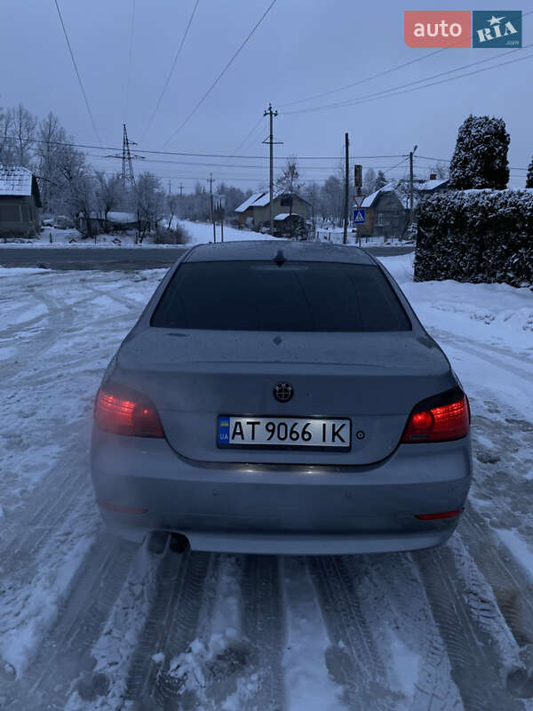 Седан BMW 5 Series 2004 в Долине