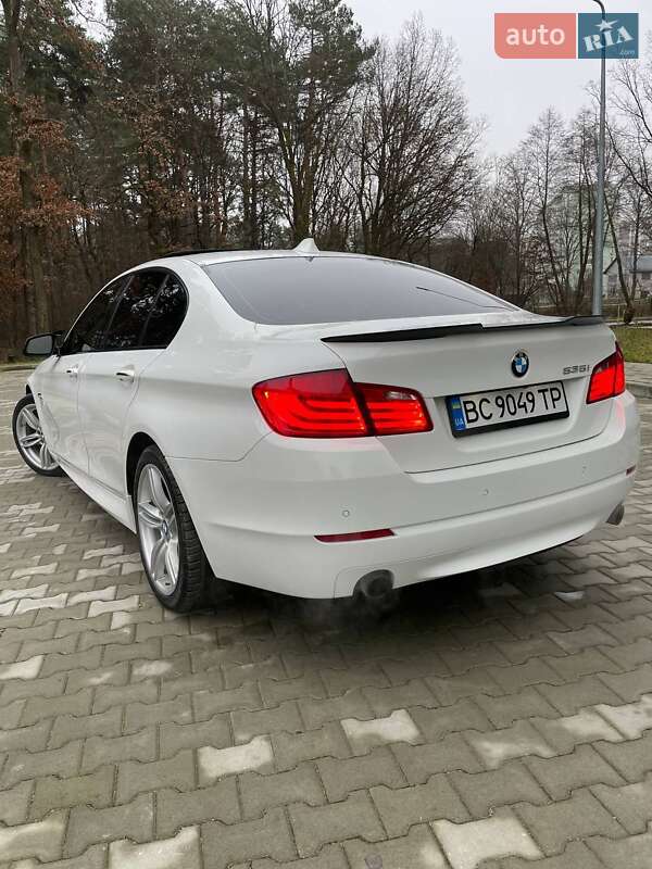 Седан BMW 5 Series 2011 в Львове