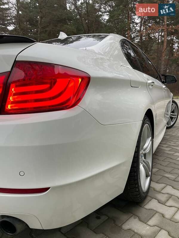 Седан BMW 5 Series 2011 в Львове
