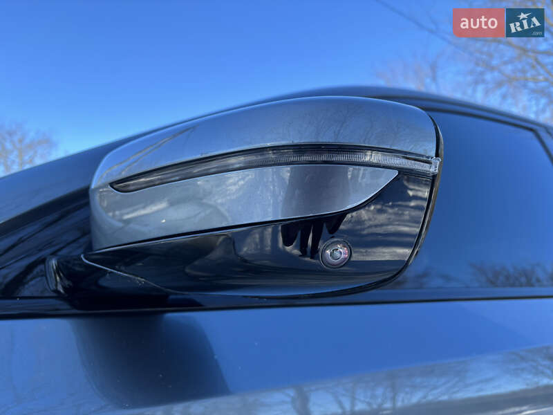 Седан BMW 5 Series 2017 в Барышевке