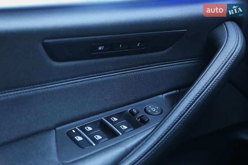 Седан BMW 5 Series 2018 в Киеве