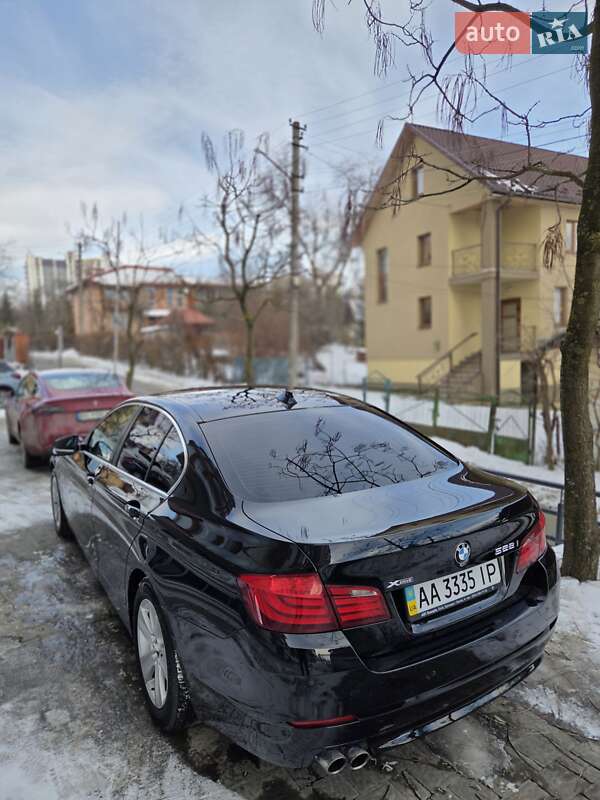 Седан BMW 5 Series 2012 в Киеве