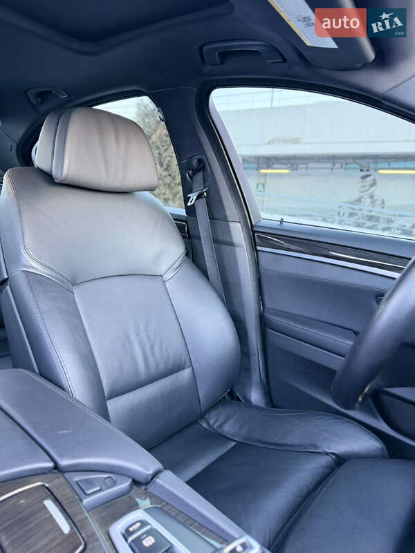 Седан BMW 5 Series 2012 в Киеве