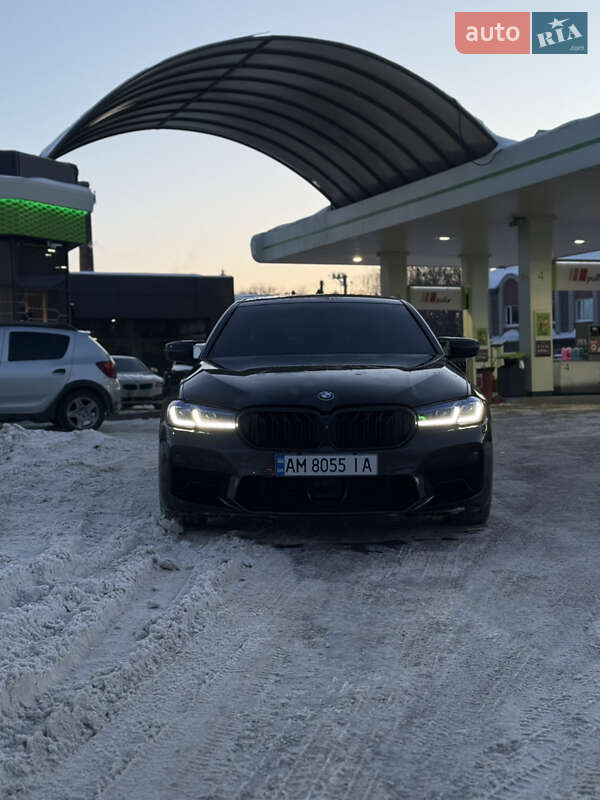 Седан BMW 5 Series 2017 в Житомире