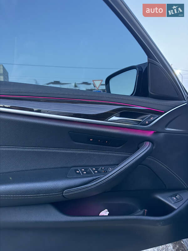 Седан BMW 5 Series 2017 в Житомире