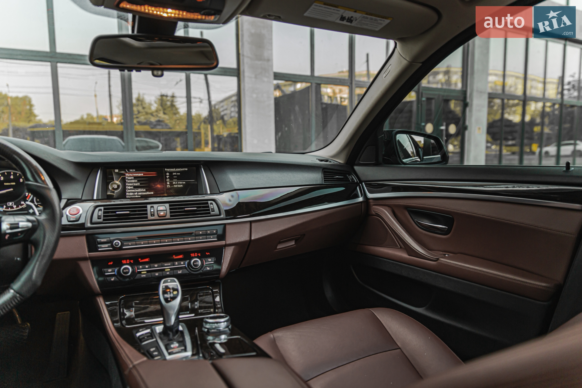 2014 BMW 5er - мініатюра 6