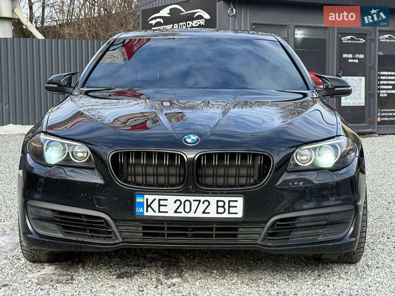 Седан BMW 5 Series 2013 в Днепре