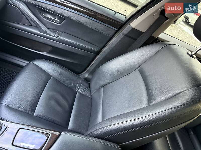 Седан BMW 5 Series 2013 в Днепре