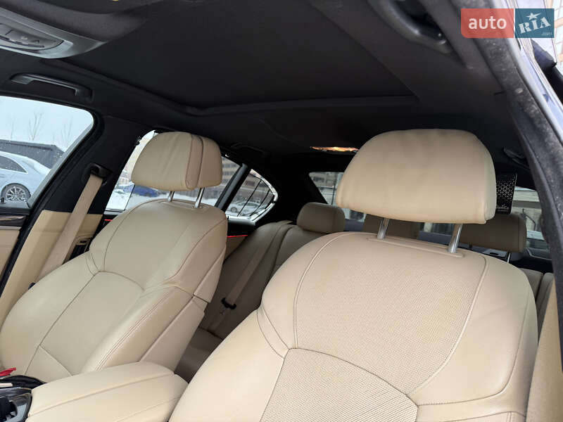 Седан BMW 5 Series 2012 в Киеве
