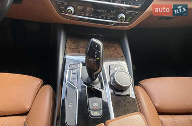 Седан BMW 5 Series 2017 в Харькове