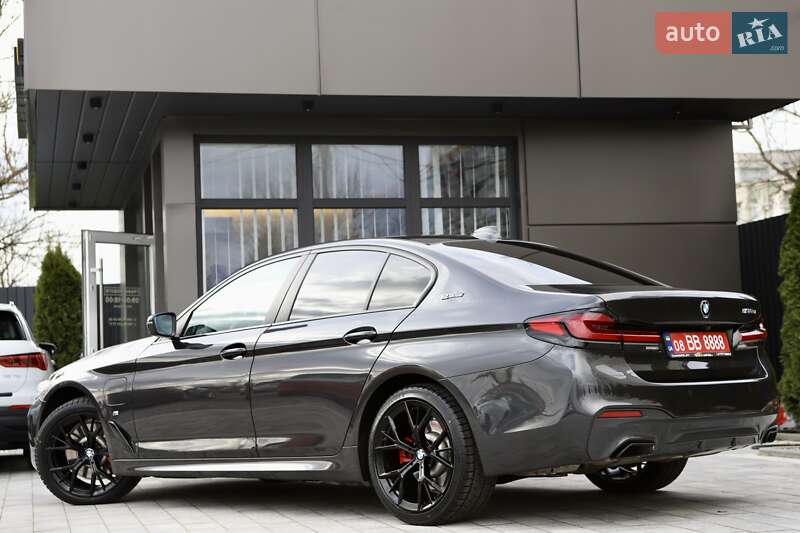 Седан BMW 5 Series 2020 в Дрогобыче