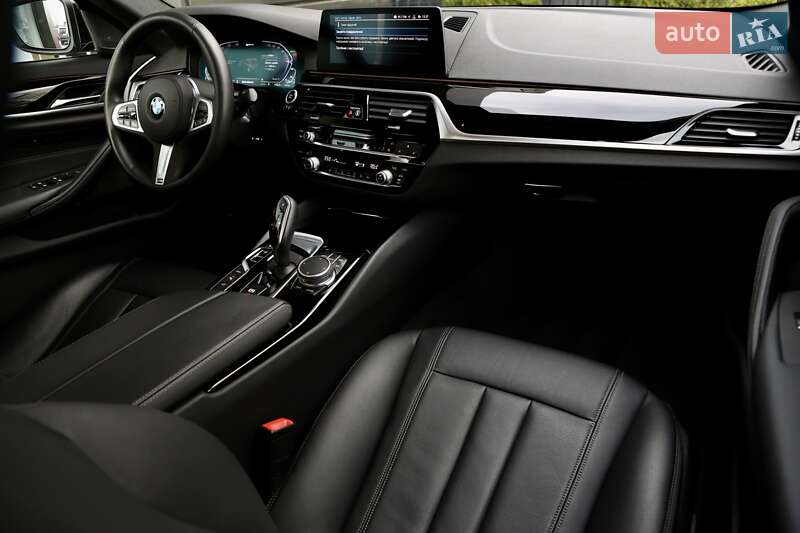 Седан BMW 5 Series 2020 в Дрогобыче