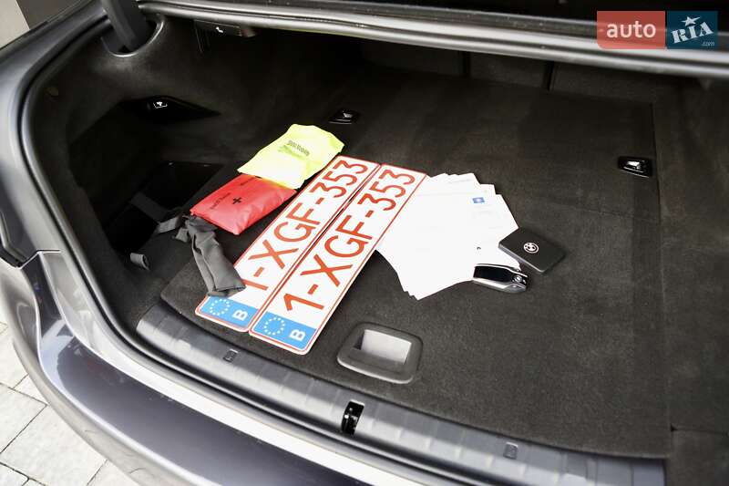 Седан BMW 5 Series 2020 в Дрогобыче