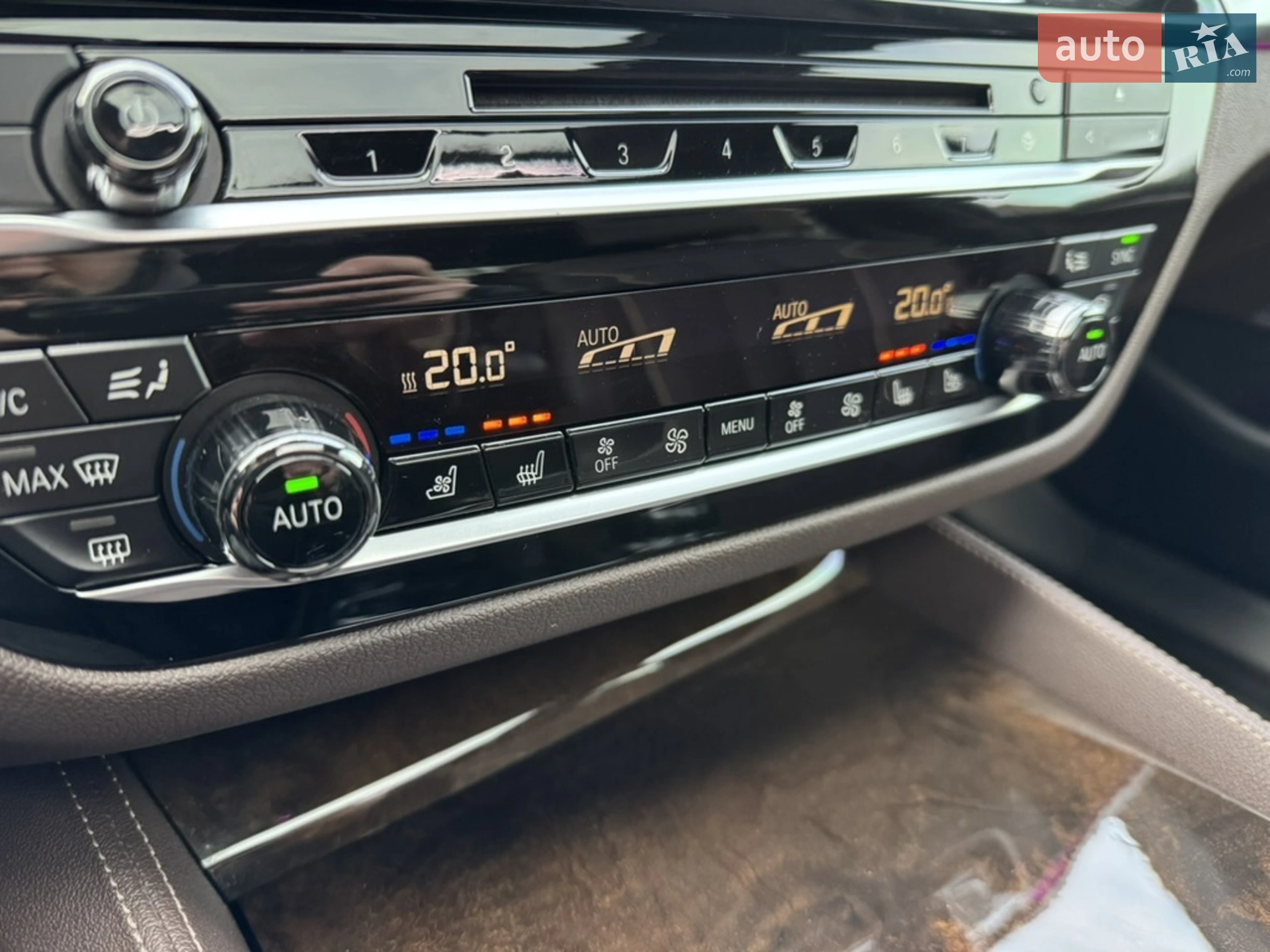 2016 BMW 5er - мініатюра 15