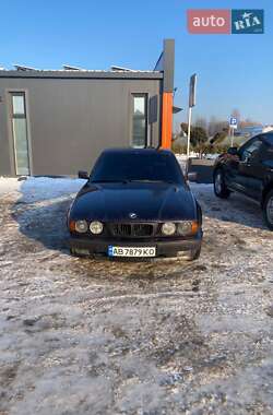 Седан BMW 5 Series 1995 в Виннице