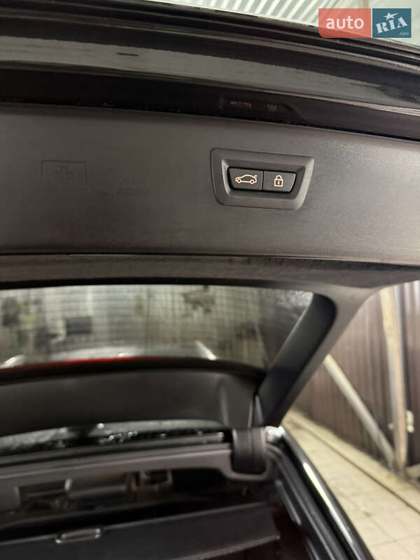 Универсал BMW 5 Series 2016 в Киеве