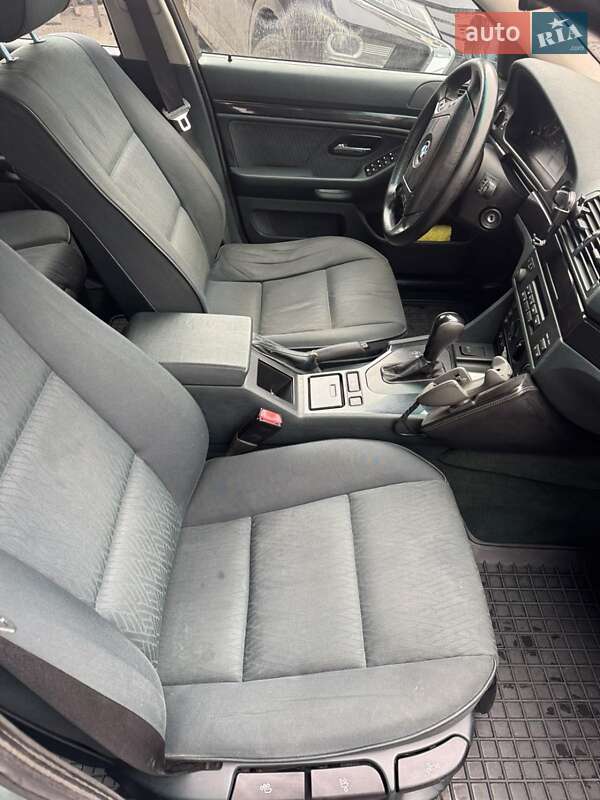 Универсал BMW 5 Series 2002 в Одессе