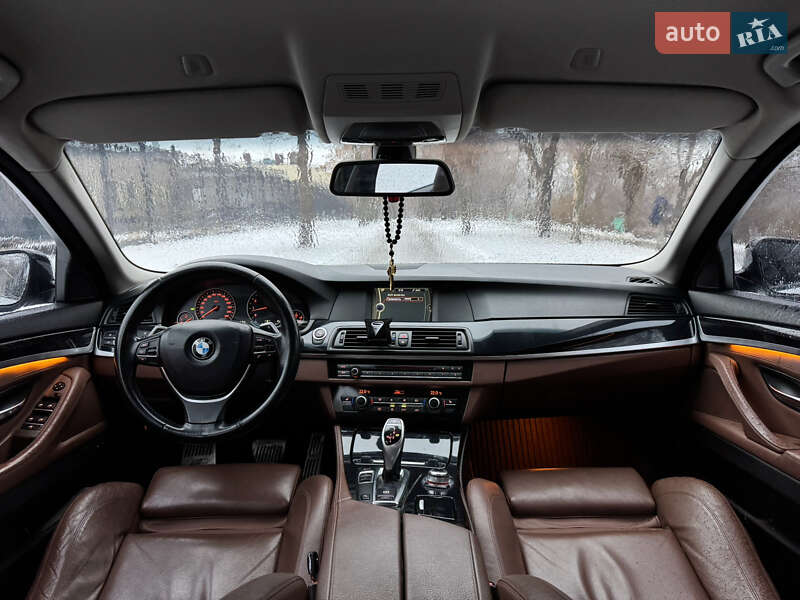 Седан BMW 5 Series 2010 в Харькове