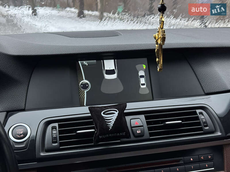 Седан BMW 5 Series 2010 в Харькове