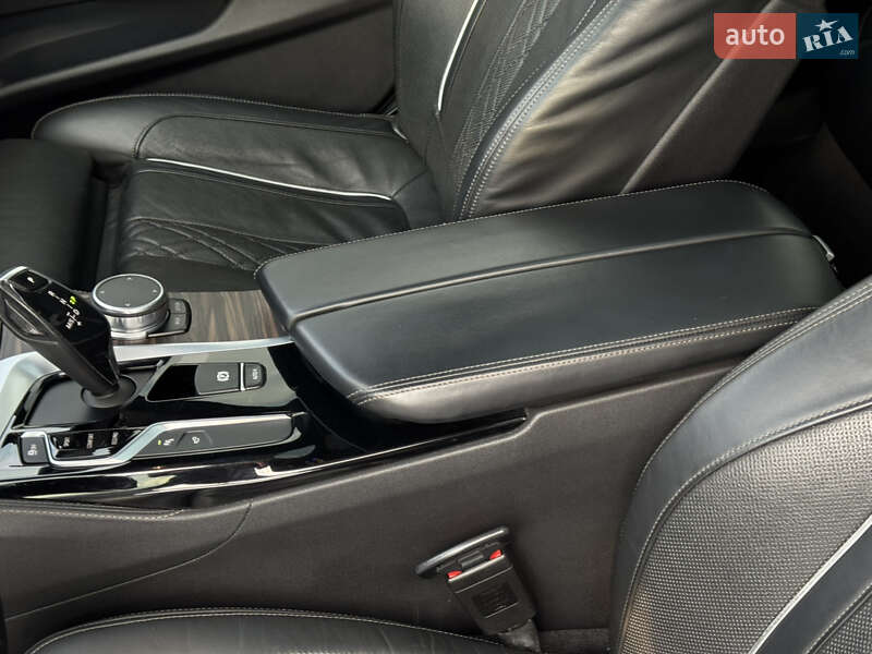 Седан BMW 5 Series 2017 в Ивано-Франковске фото 42 Седан BMW 5 Series 2017 в Ивано-Франковске