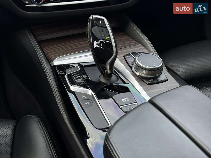 Седан BMW 5 Series 2017 в Ивано-Франковске фото 57 Седан BMW 5 Series 2017 в Ивано-Франковске