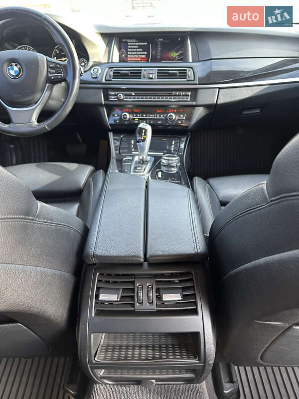 Седан BMW 5 Series 2015 в Харькове