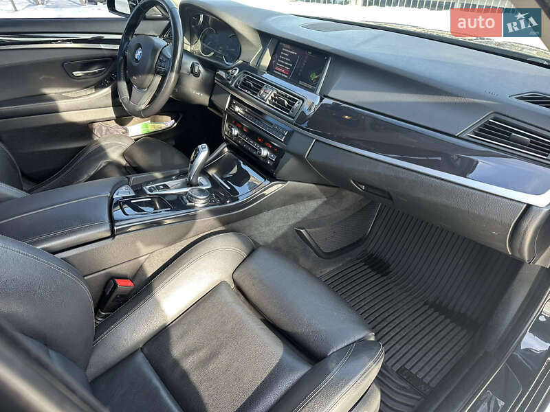 Седан BMW 5 Series 2015 в Харькове