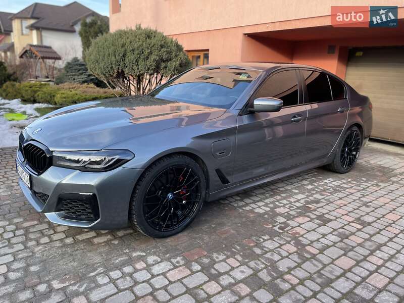 Седан BMW 5 Series 2021 в Львове фото Седан BMW 5 Series 2021 в Львове