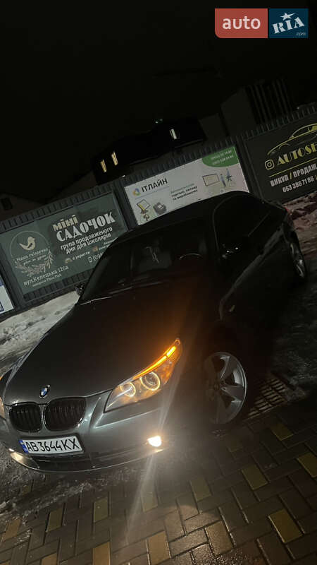 Седан BMW 5 Series 2003 в Виннице