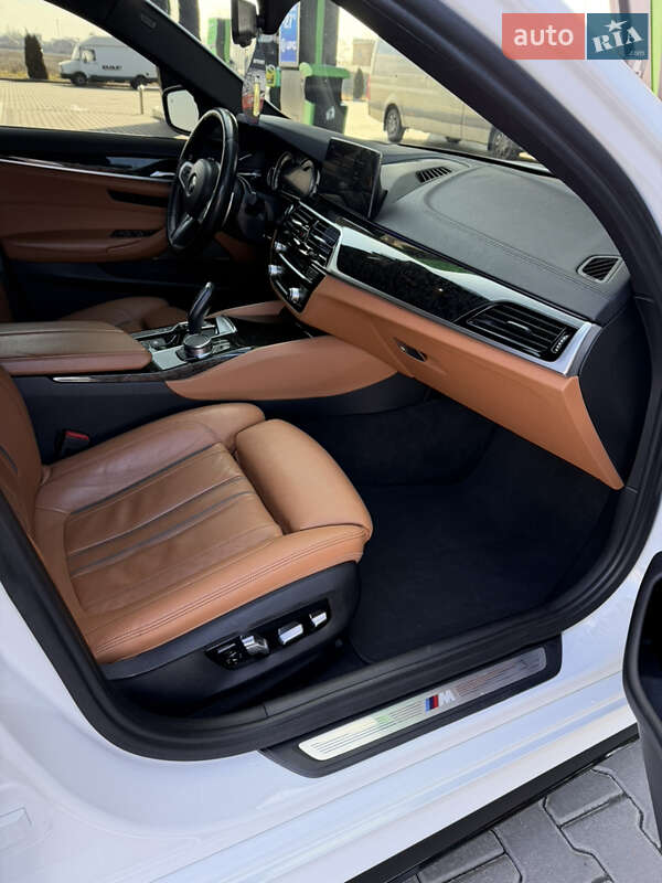 Седан BMW 5 Series 2017 в Луцьку