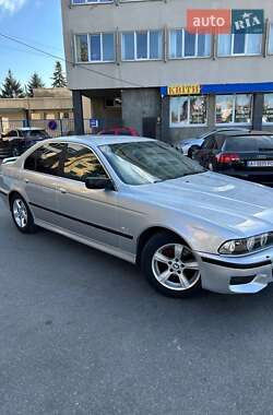 Седан BMW 5 Series 2000 в Хмельницькому