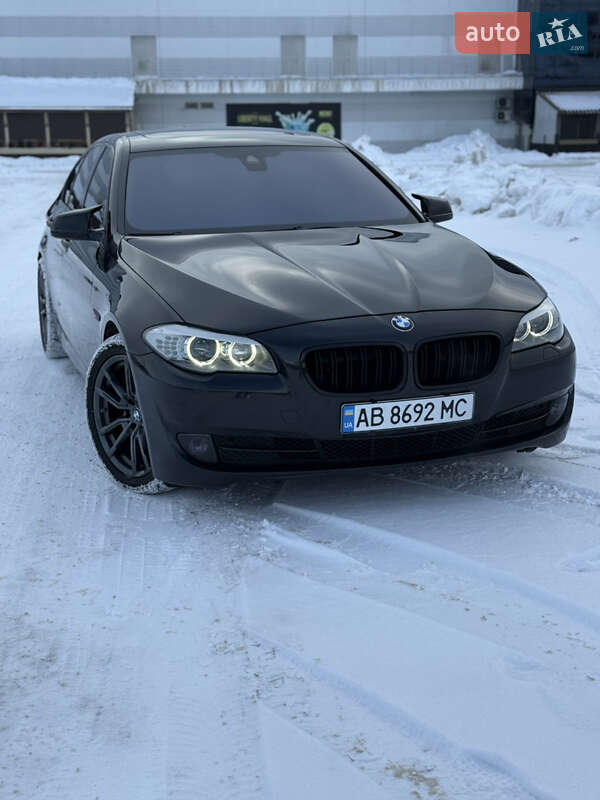Седан BMW 5 Series 2012 в Житомире