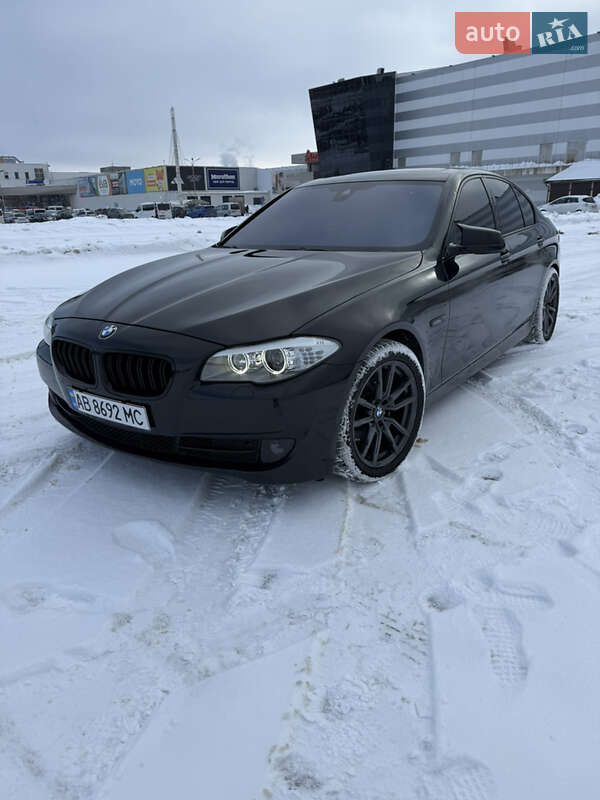 Седан BMW 5 Series 2012 в Житомире